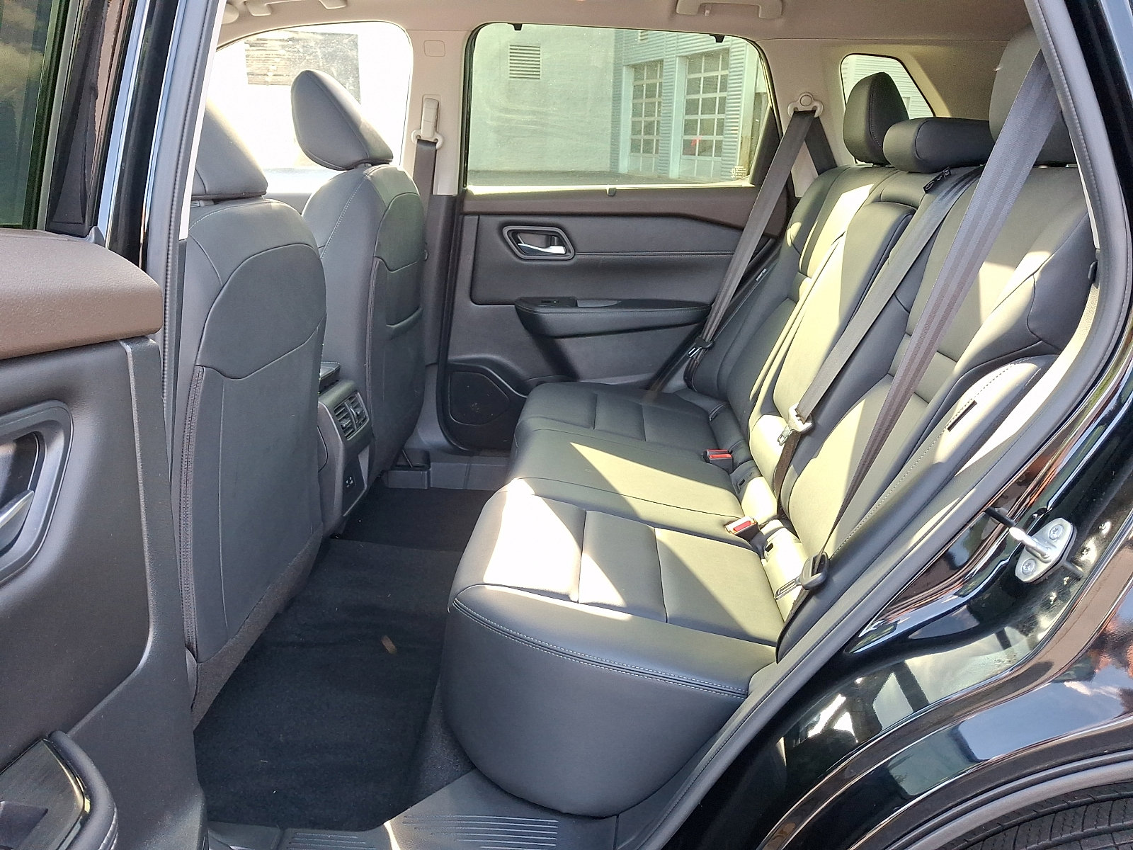 Certified 2023 Nissan Rogue SV w/ SV Premium B Package AWD/4WD image 10