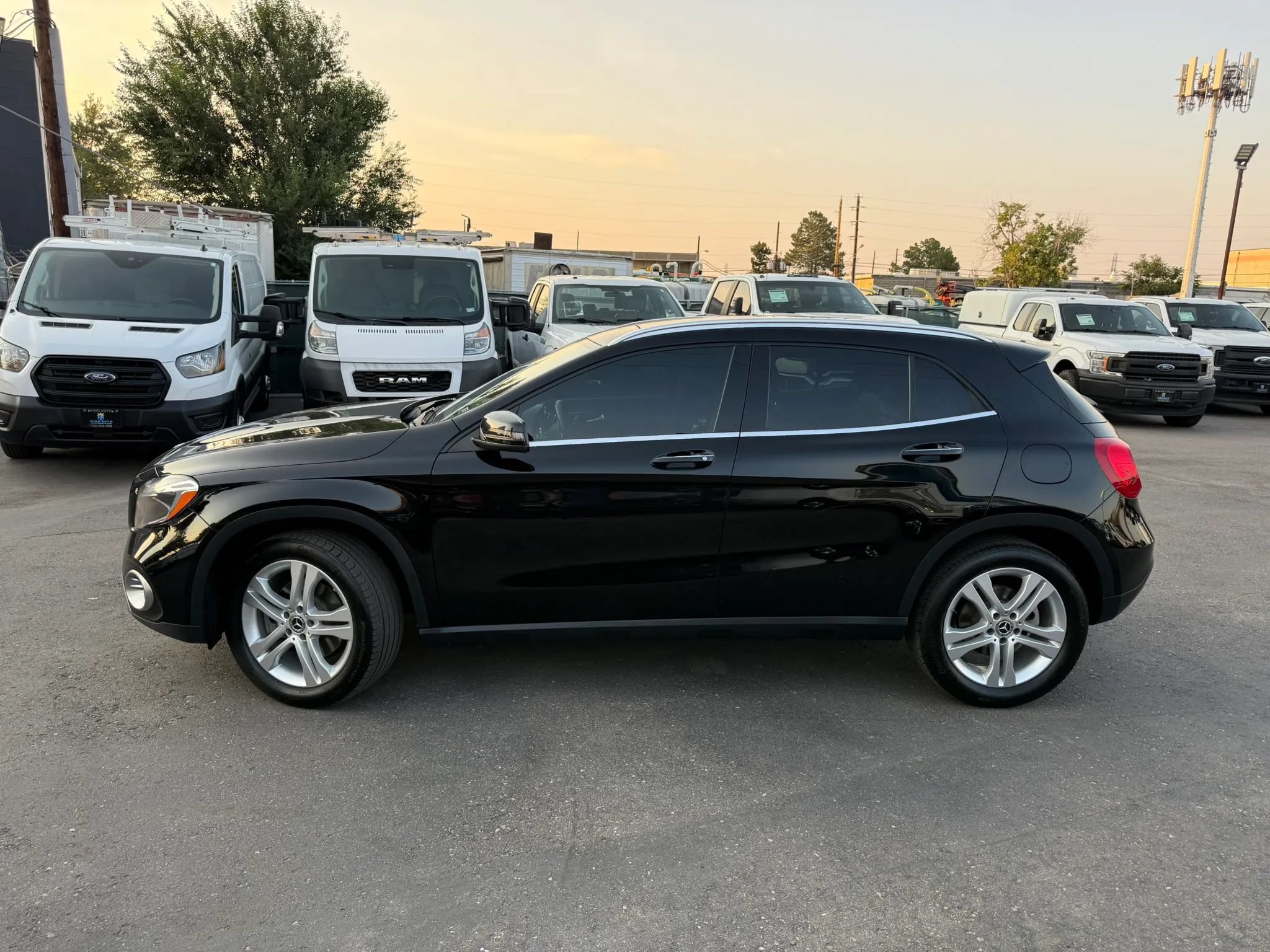 Used 2019 Mercedes-Benz GLA 250 4MATIC image 3