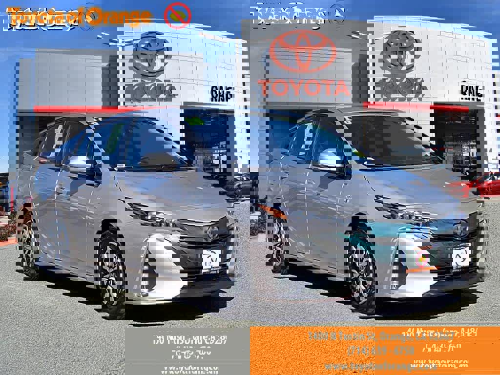 Used 2018 Toyota Prius Prime Plus image 1