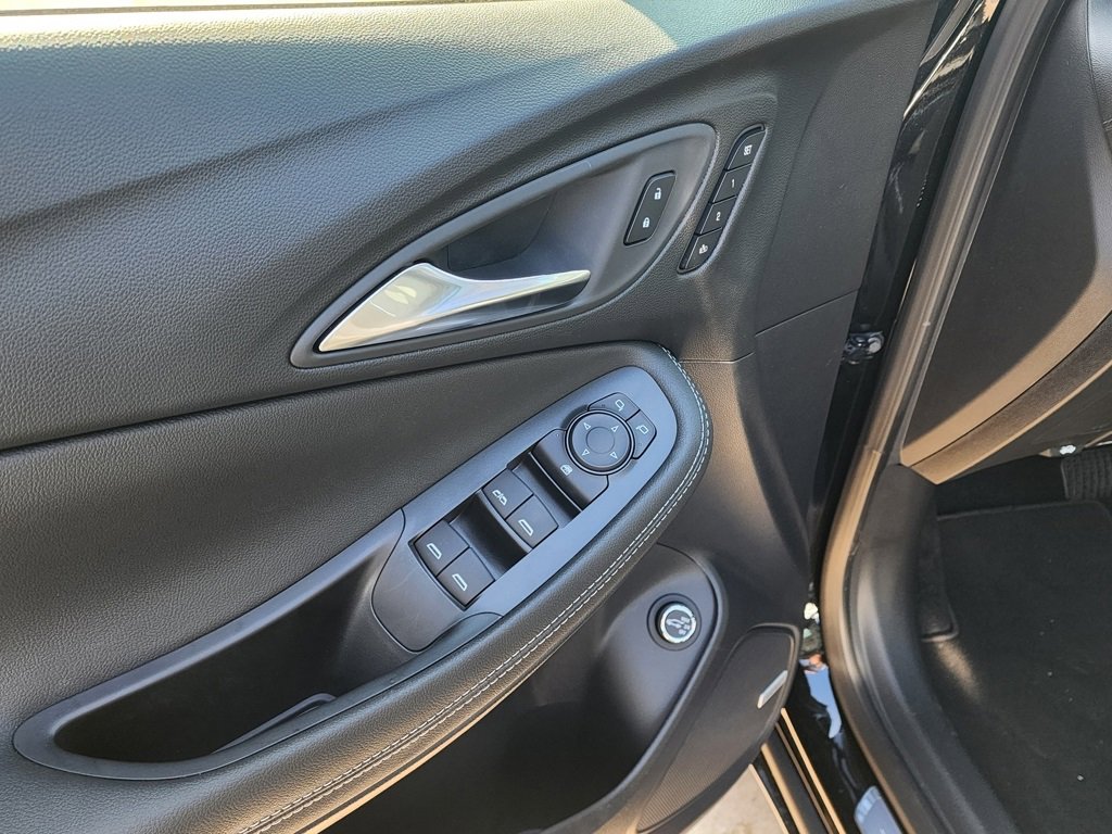 New 2026 Buick Encore GX Avenir w/ Avenir Technology Package image 14