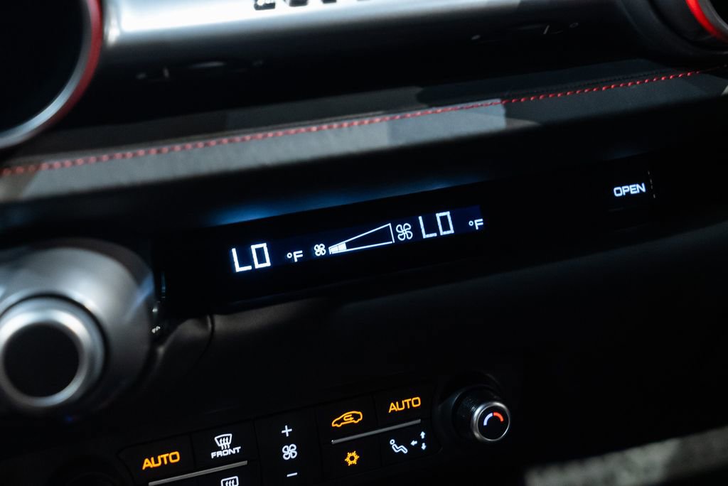 Used 2020 Ferrari 812 Superfast RWD image 42