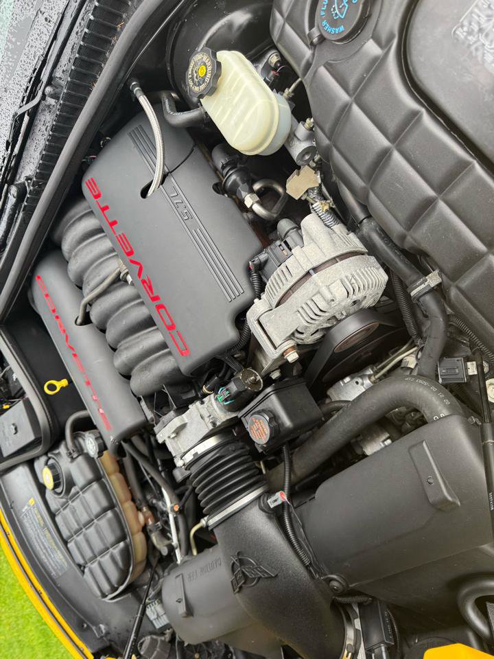 Used 2000 Chevrolet Corvette Coupe w/ Memory Pkg image 25