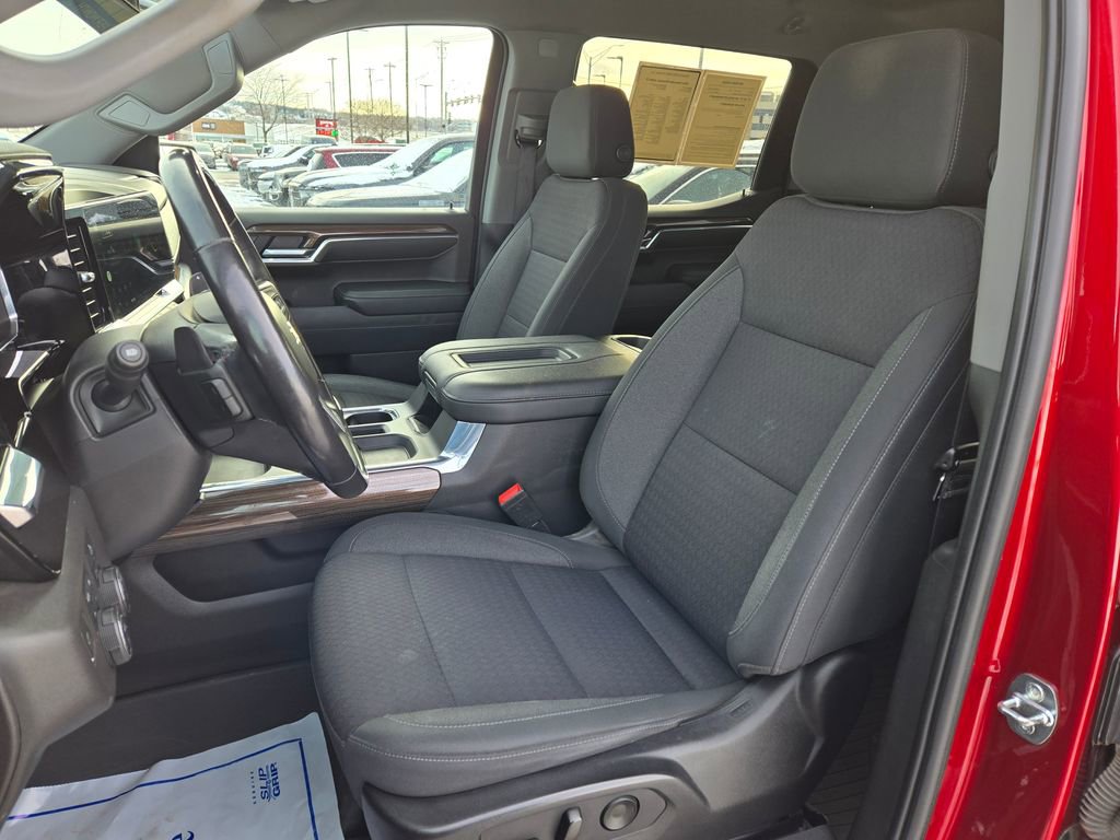 Used 2022 Chevrolet Silverado 1500 LT image 16