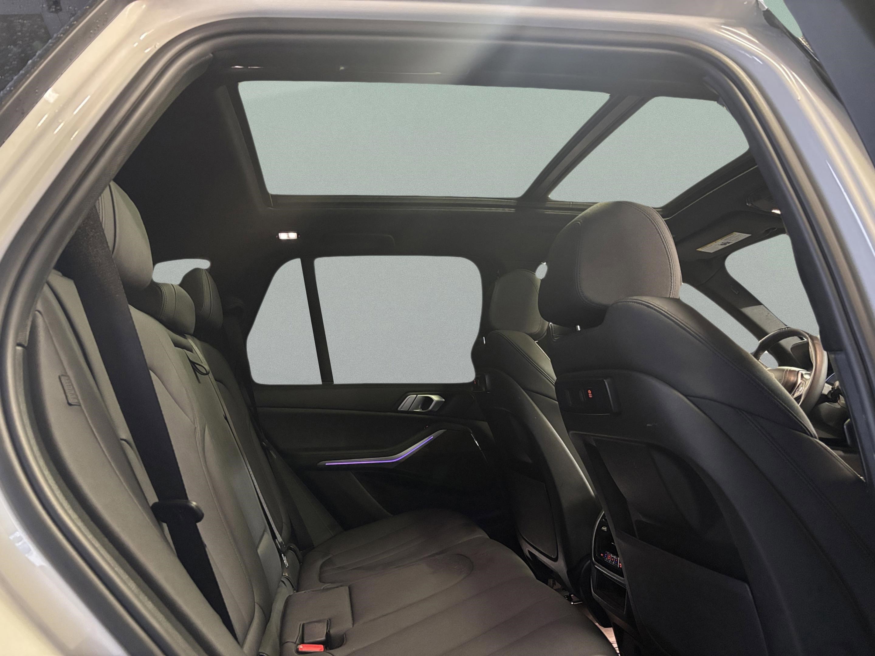 Used 2021 BMW X5 sDrive40i w/ Convenience Package image 32