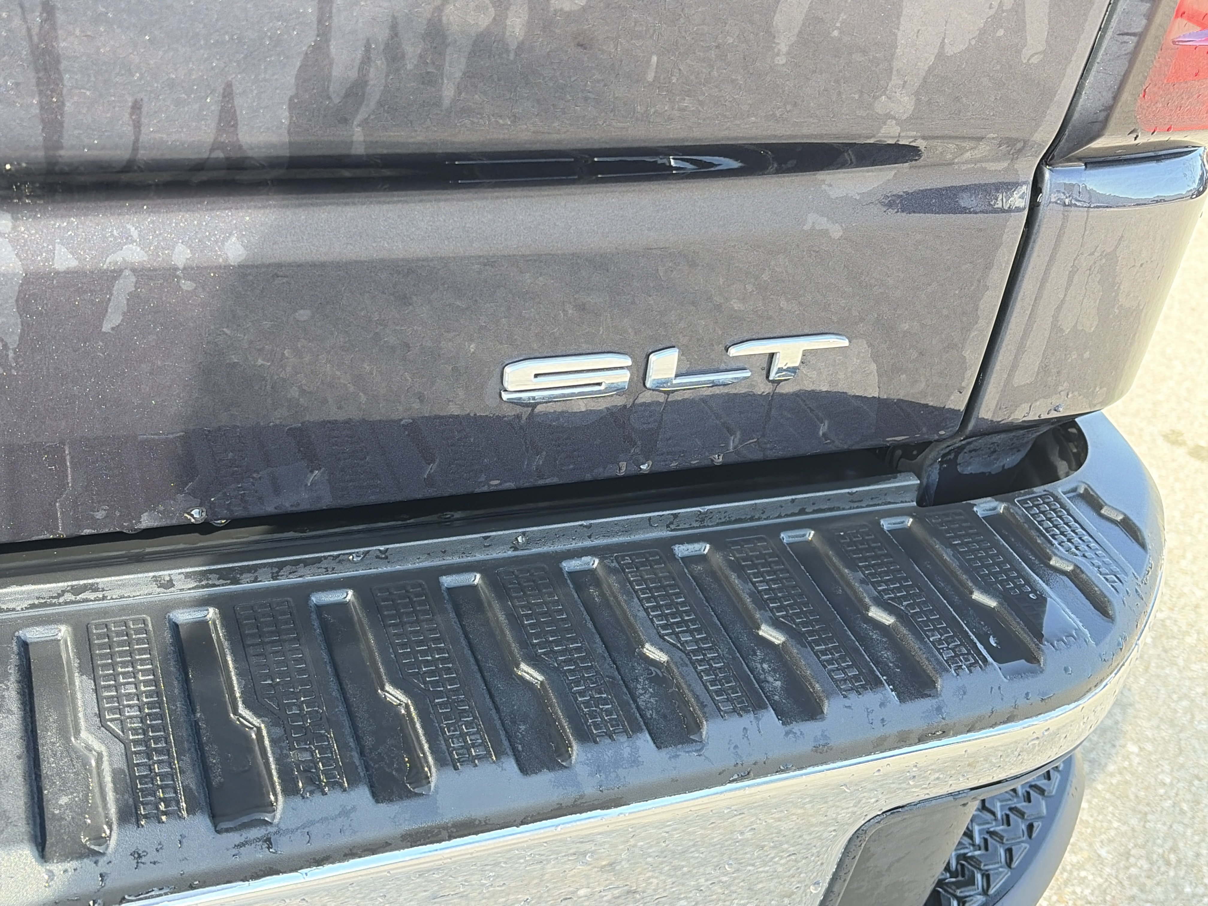 Used 2022 GMC Sierra 1500 SLT w/ SLT Premium Package AWD/4WD image 12