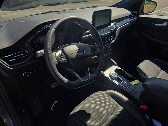 Certified 2024 Ford Escape ST-Line AWD/4WD image 15