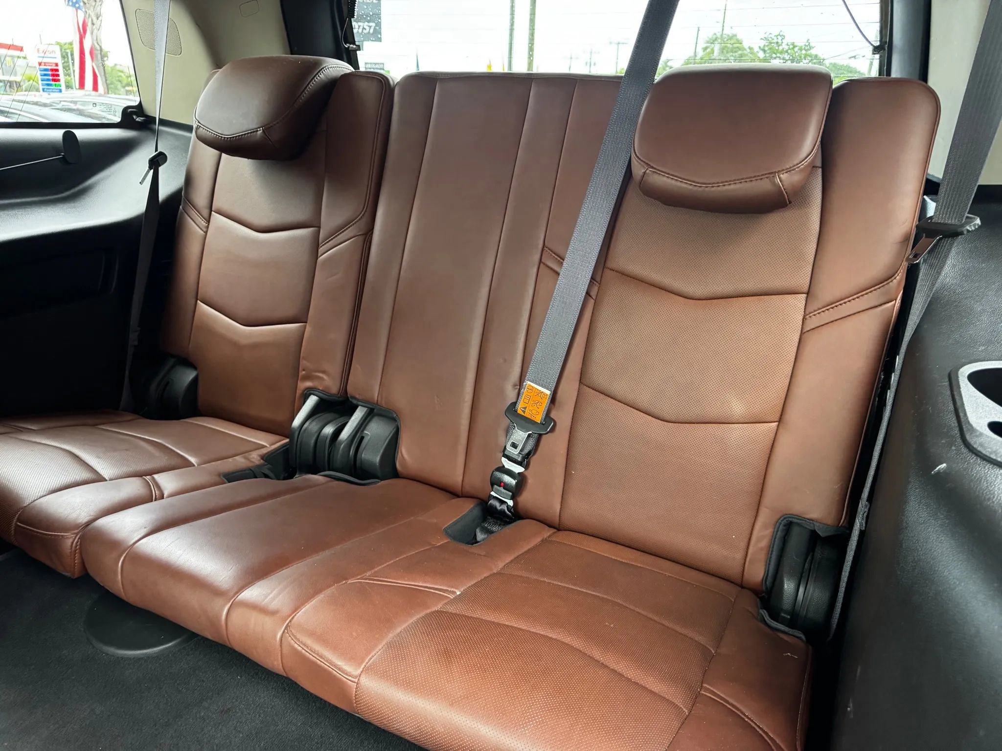 Used 2015 Cadillac Escalade Premium RWD image 26