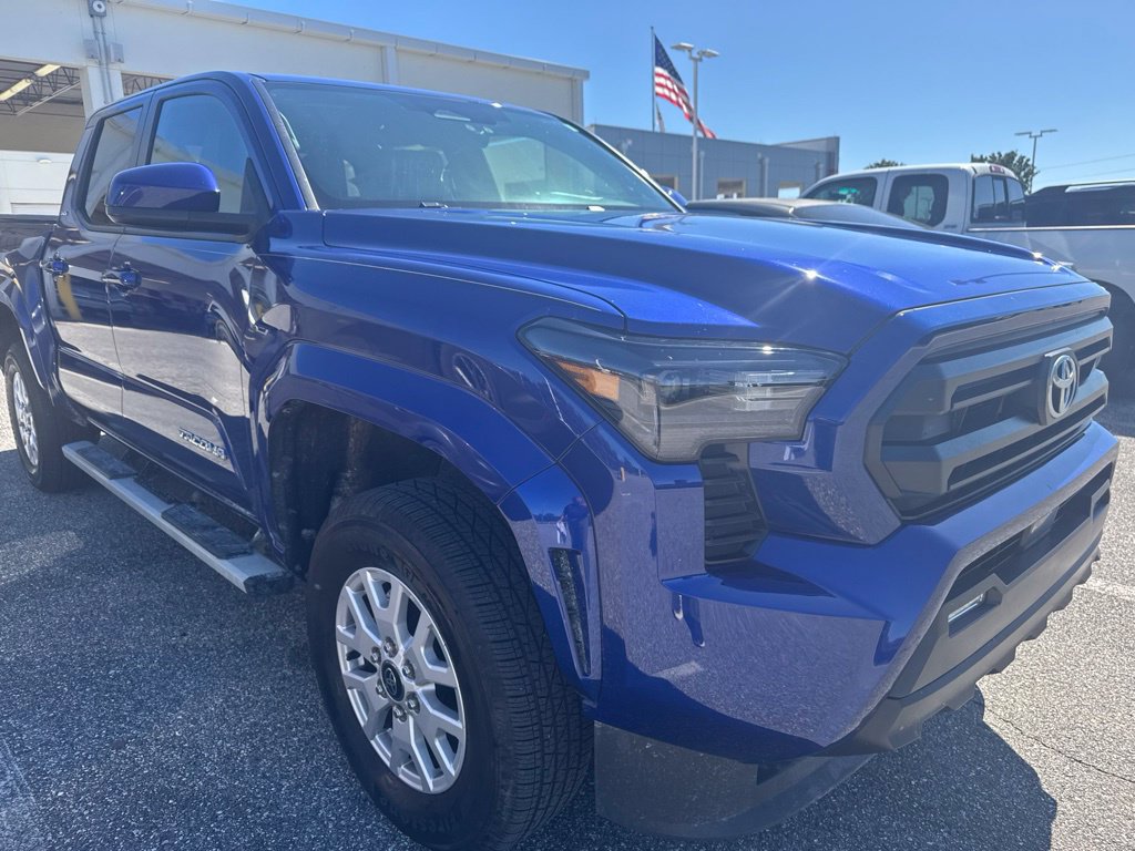 Used 2024 Toyota Tacoma SR5 AWD/4WD image 2