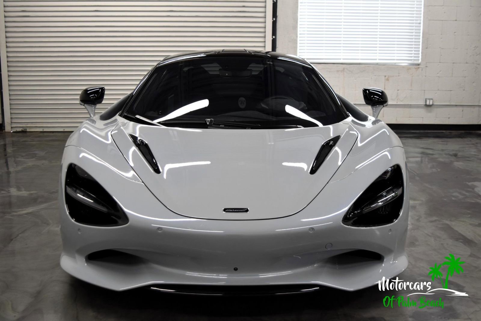 Used 2025 McLaren 750S image 3