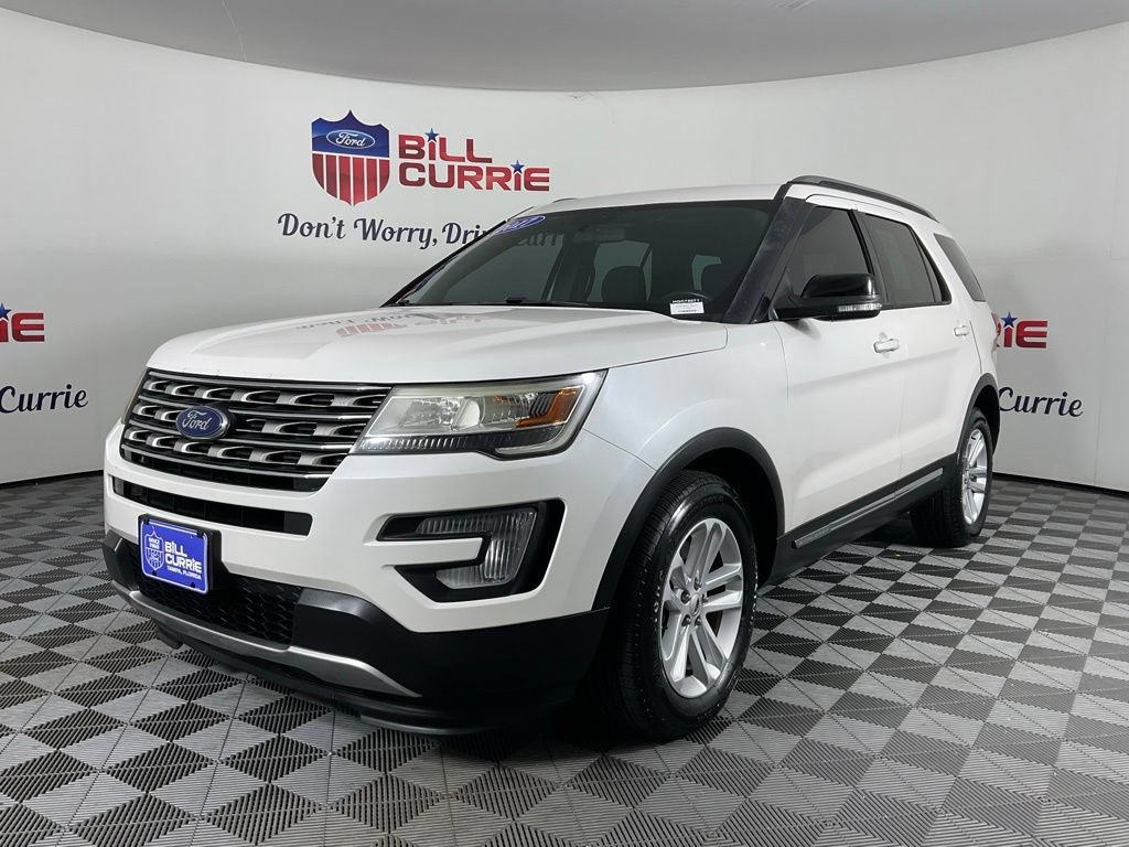 Used 2017 Ford Explorer XLT FWD image 7