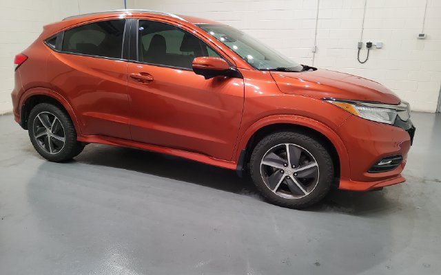 Used 2020 Honda HR-V Touring image 11