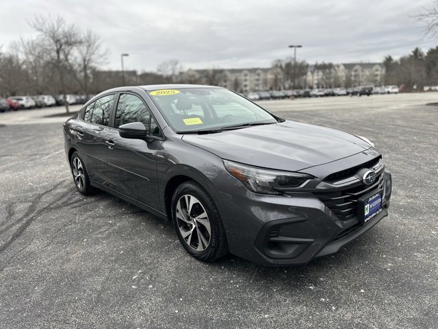 Used 2025 Subaru Legacy Premium image 3