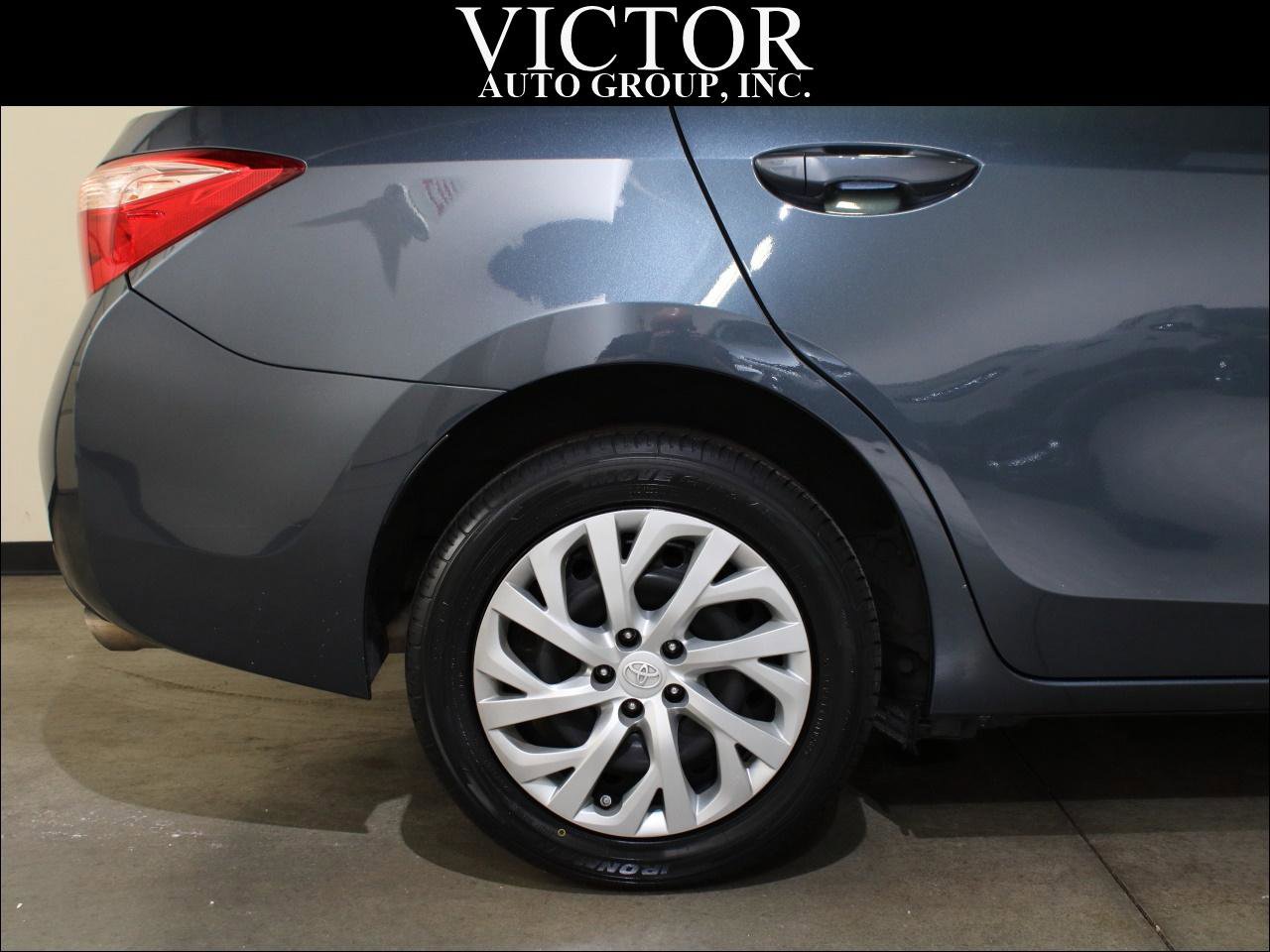 Used 2019 Toyota Corolla LE image 12