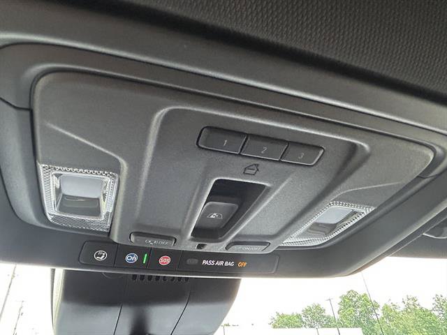 Certified 2024 GMC Sierra 1500 AT4 w/ Technology Package AWD/4WD image 29