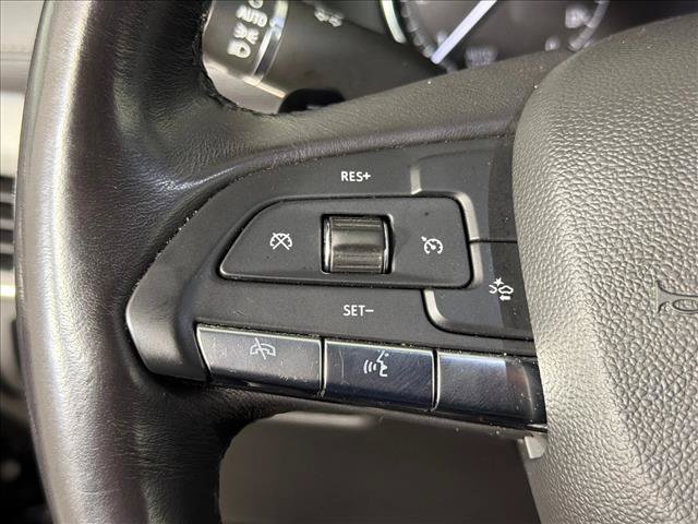 Used 2023 Cadillac XT4 Premium Luxury FWD image 25