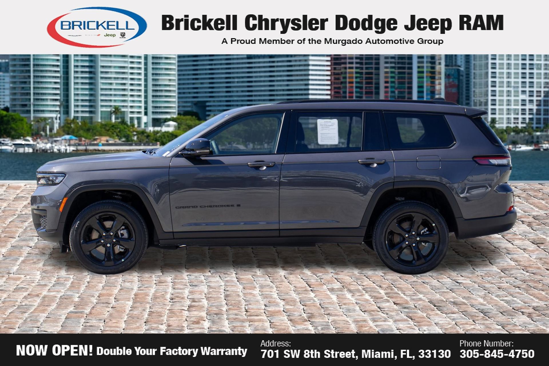 Used 2025 Jeep Grand Cherokee L Altitude AWD/4WD image 9