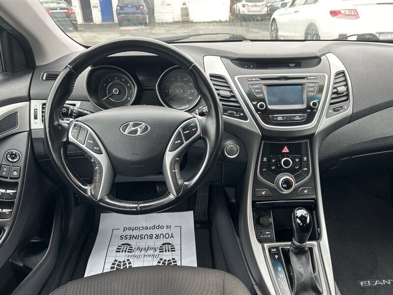 Used 2016 Hyundai Elantra Value Edition FWD image 12