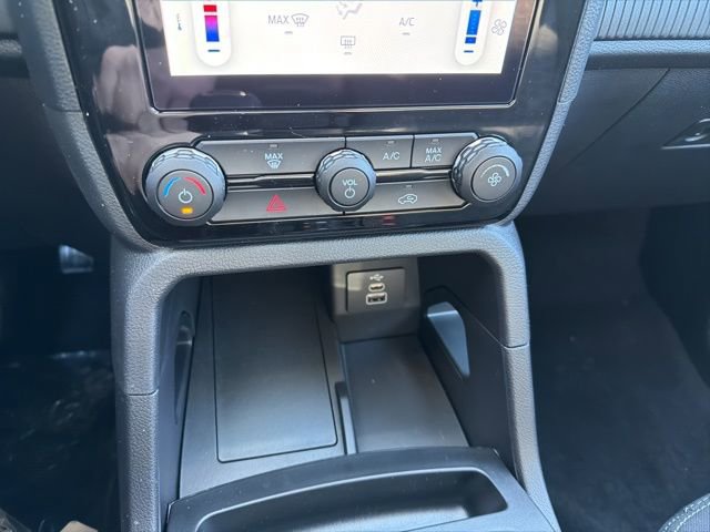 New 2025 Ford Ranger XLT image 14