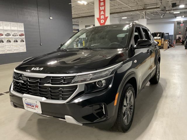 Used 2024 Kia Seltos LX AWD/4WD image 37