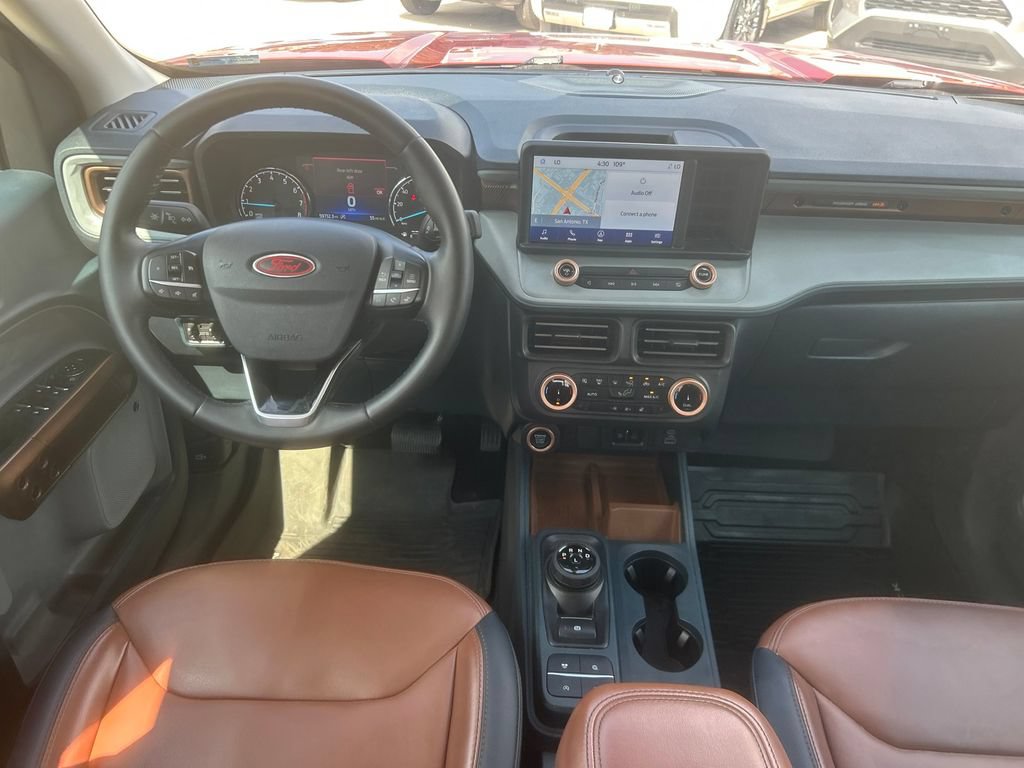 Used 2023 Ford Maverick Lariat w/ Lariat Luxury Package AWD/4WD image 16