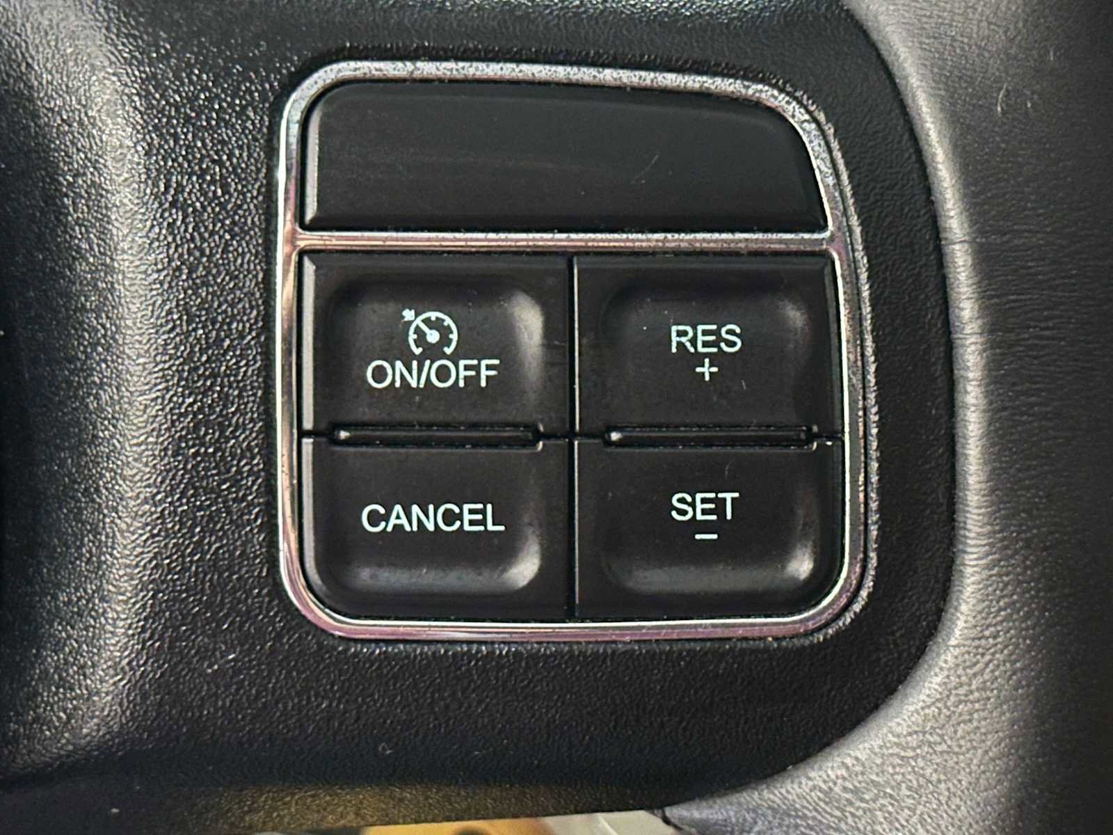 Used 2017 Jeep Wrangler Unlimited Sahara image 17