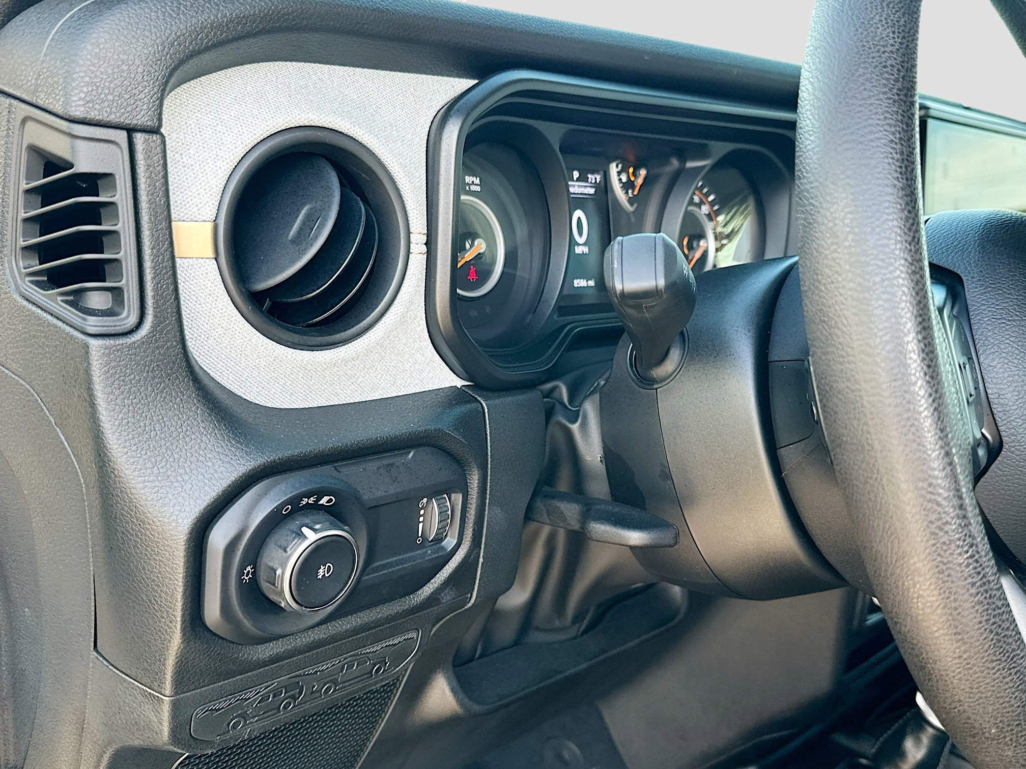 Used 2024 Jeep Wrangler Sport image 10