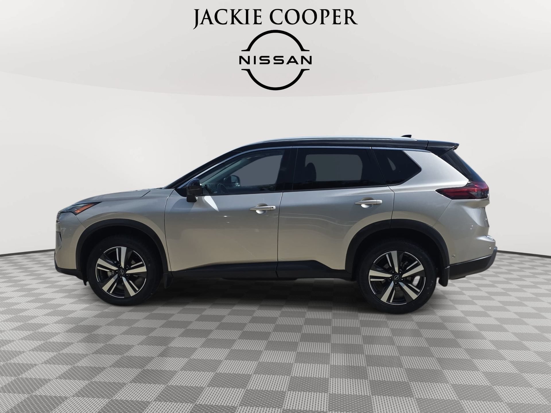 Used 2024 Nissan Rogue SL w/ SL Premium Package AWD/4WD image 8
