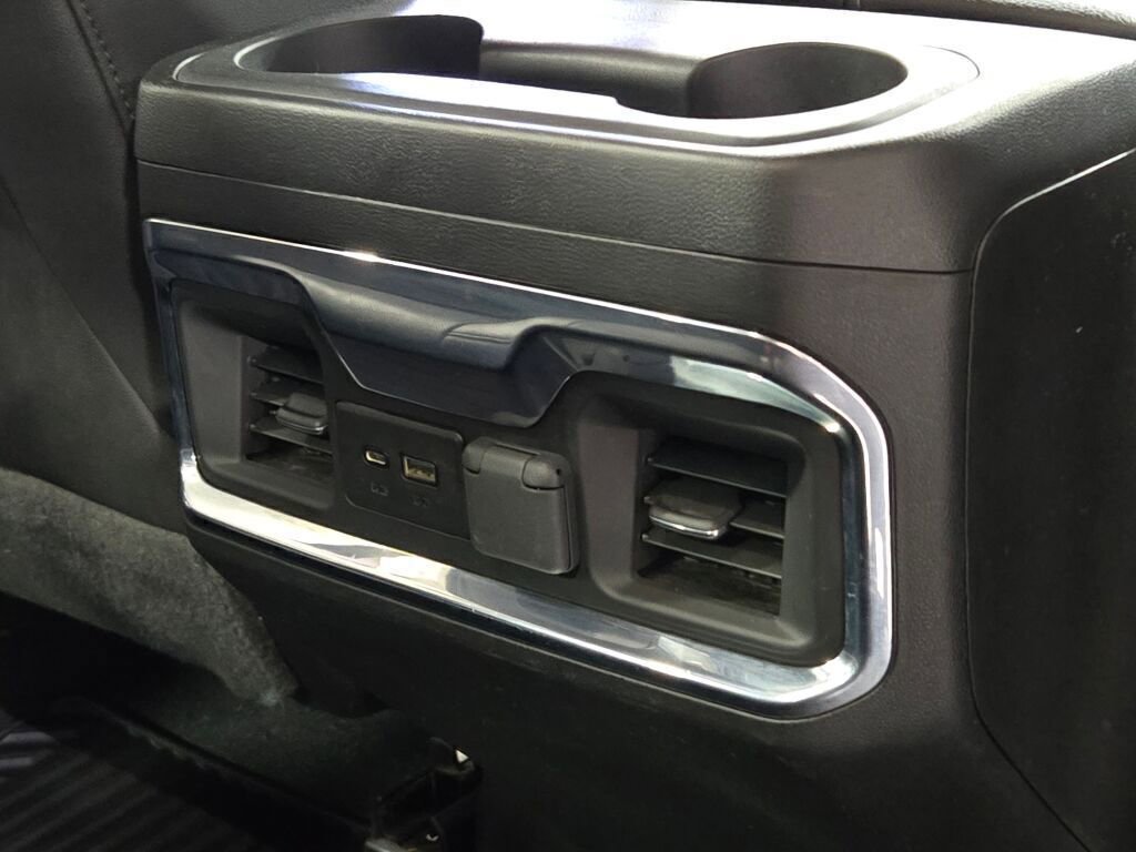 Used 2022 Chevrolet Silverado 3500 LTZ w/ LTZ Plus Package image 15