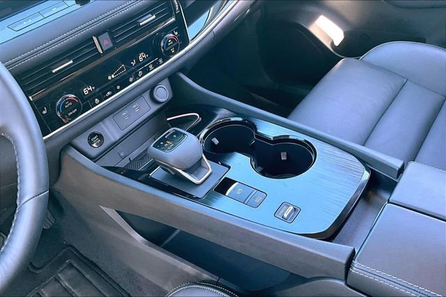 Certified 2025 Nissan Rogue SL image 15