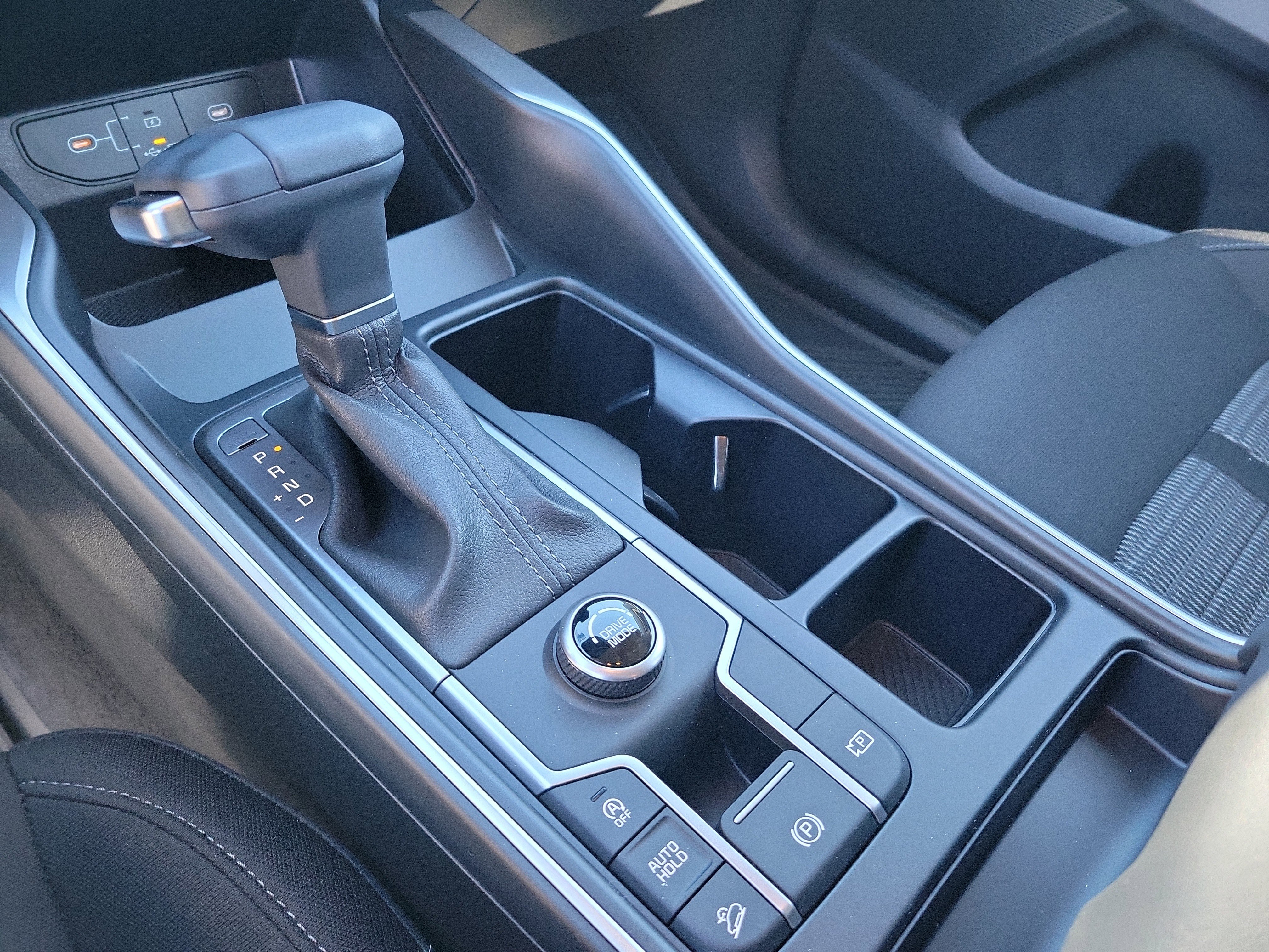 New 2026 Kia Sorento LX FWD image 12