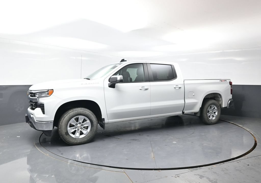 Used 2025 Chevrolet Silverado 1500 LT w/ Work Truck Package AWD/4WD image 9
