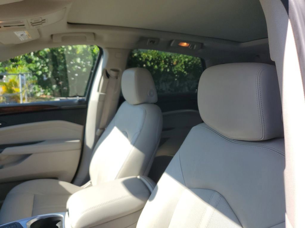 Used 2012 Cadillac SRX Luxury FWD image 21