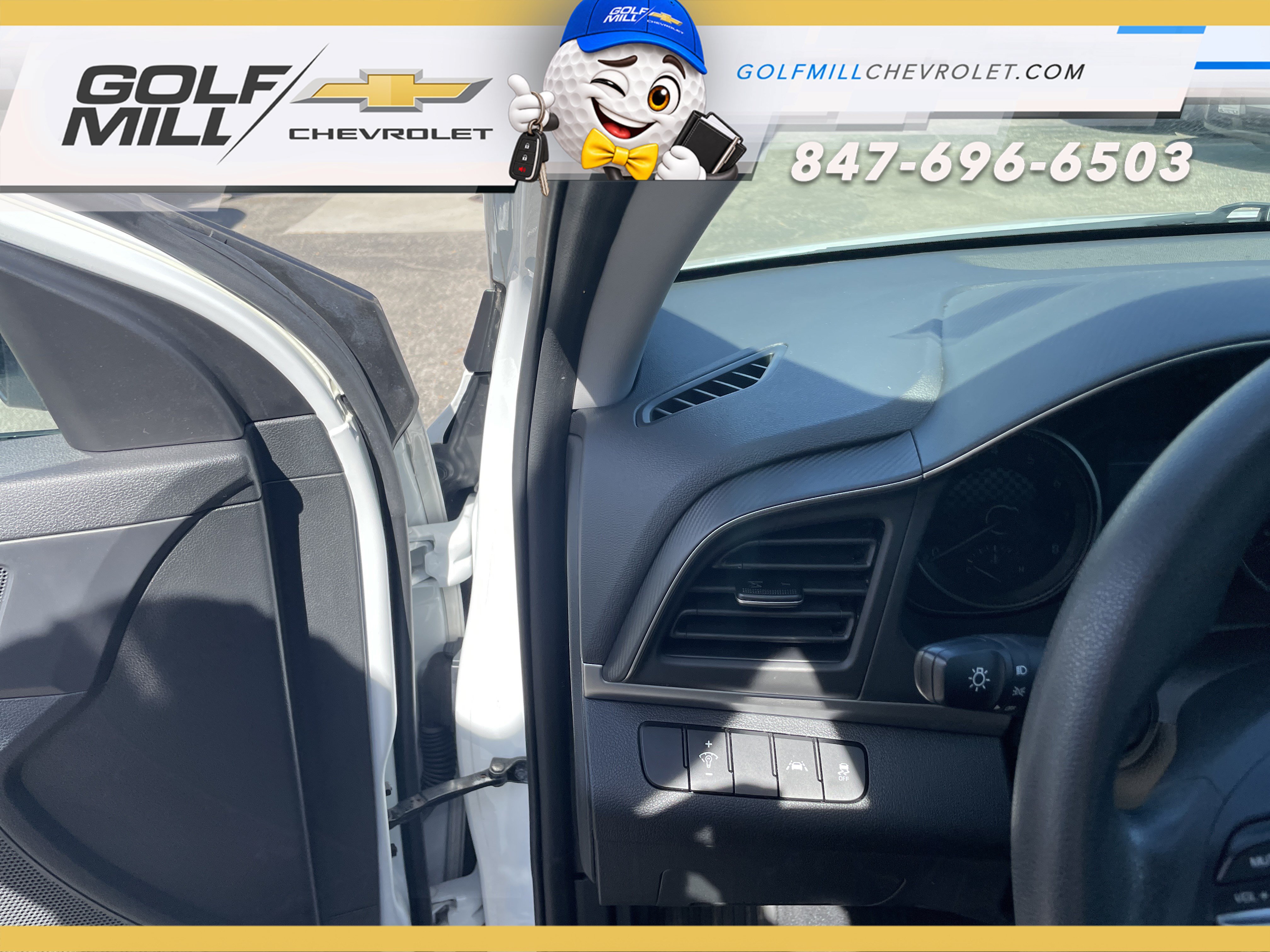 Used 2020 Hyundai Elantra SE w/ Cargo Package (C1) FWD image 17