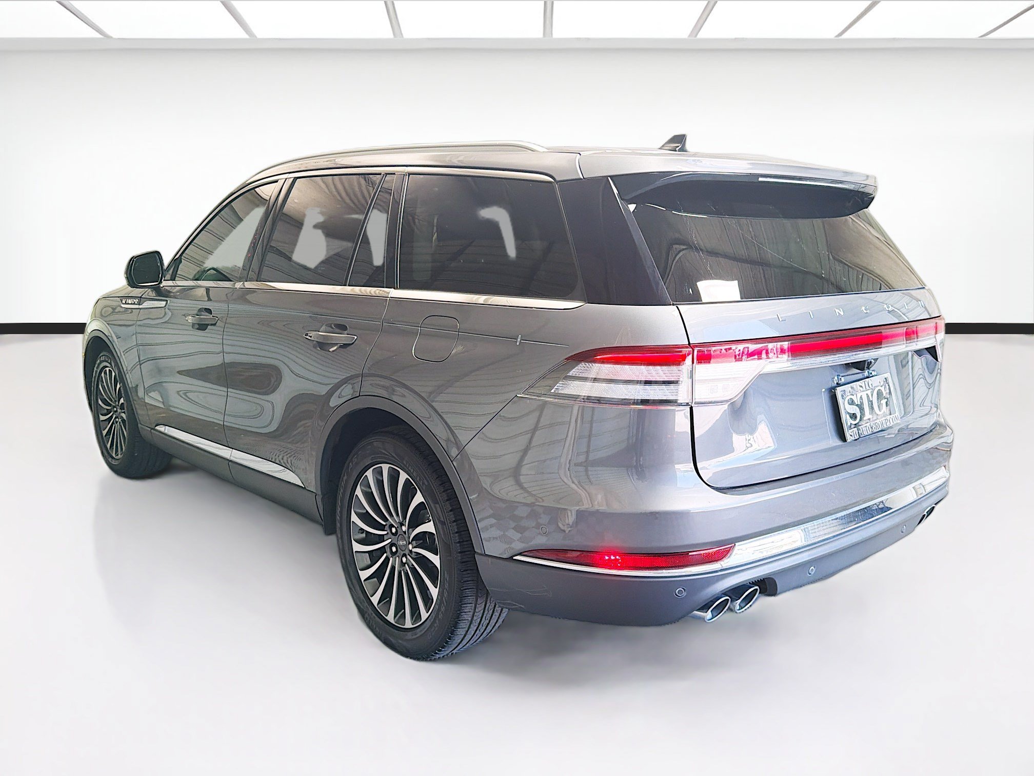 Used 2022 Lincoln Aviator Reserve w/ Equipment Group 201A RWD image 6