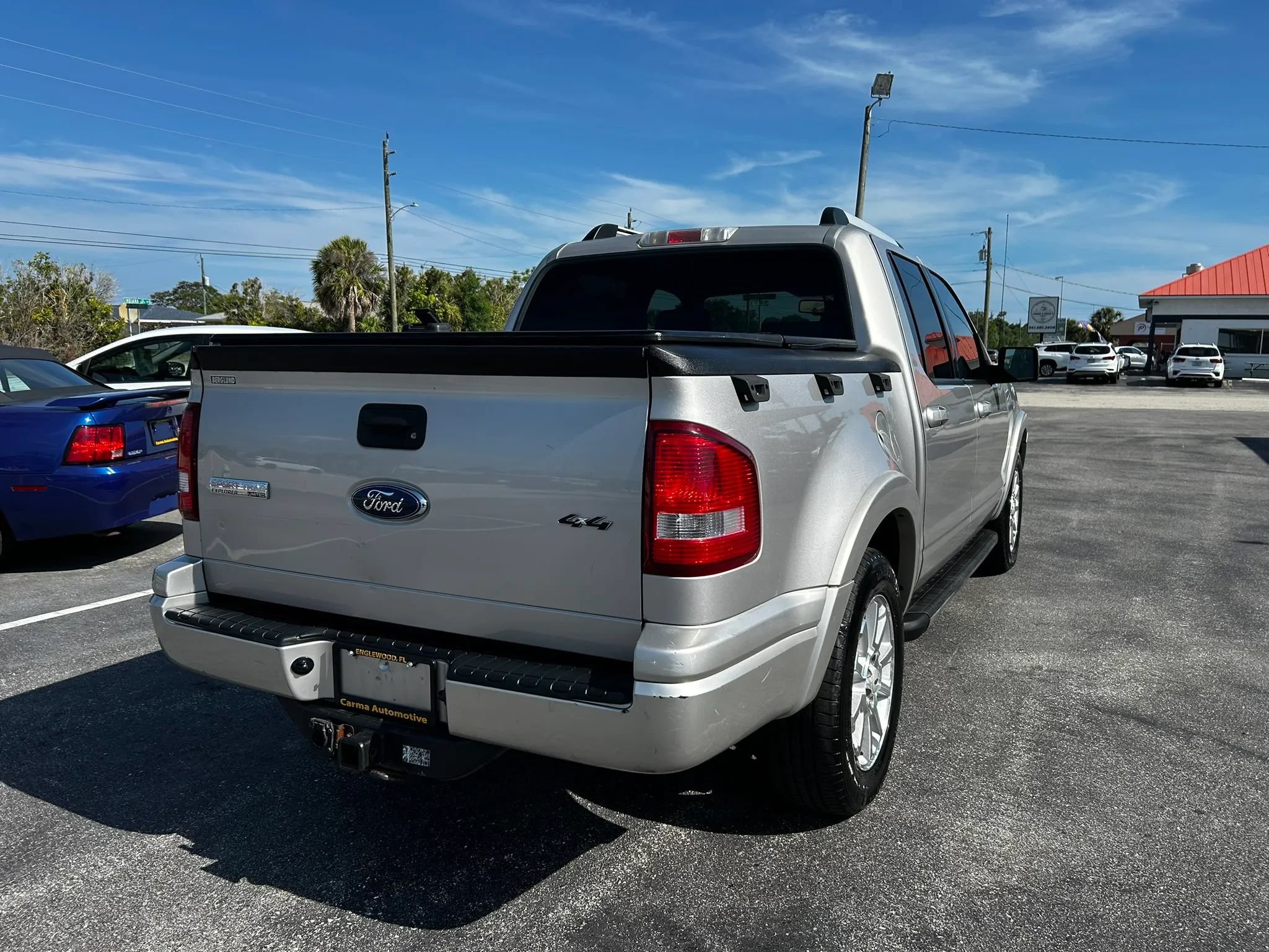 Used 2007 Ford Explorer Sport Trac Limited AWD/4WD image 8