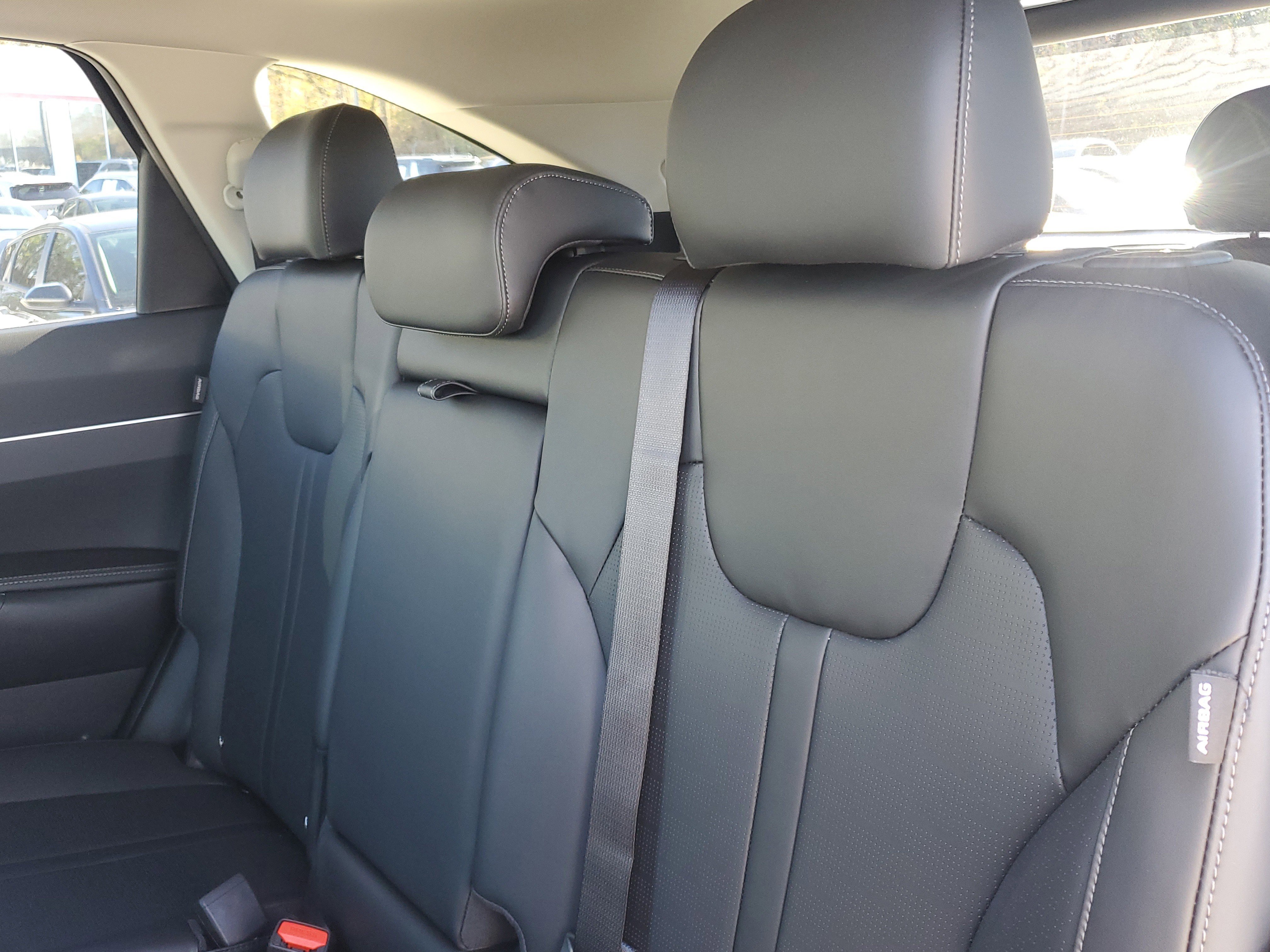 New 2026 Kia Sorento S w/ S Panoramic Sunroof Package FWD image 10