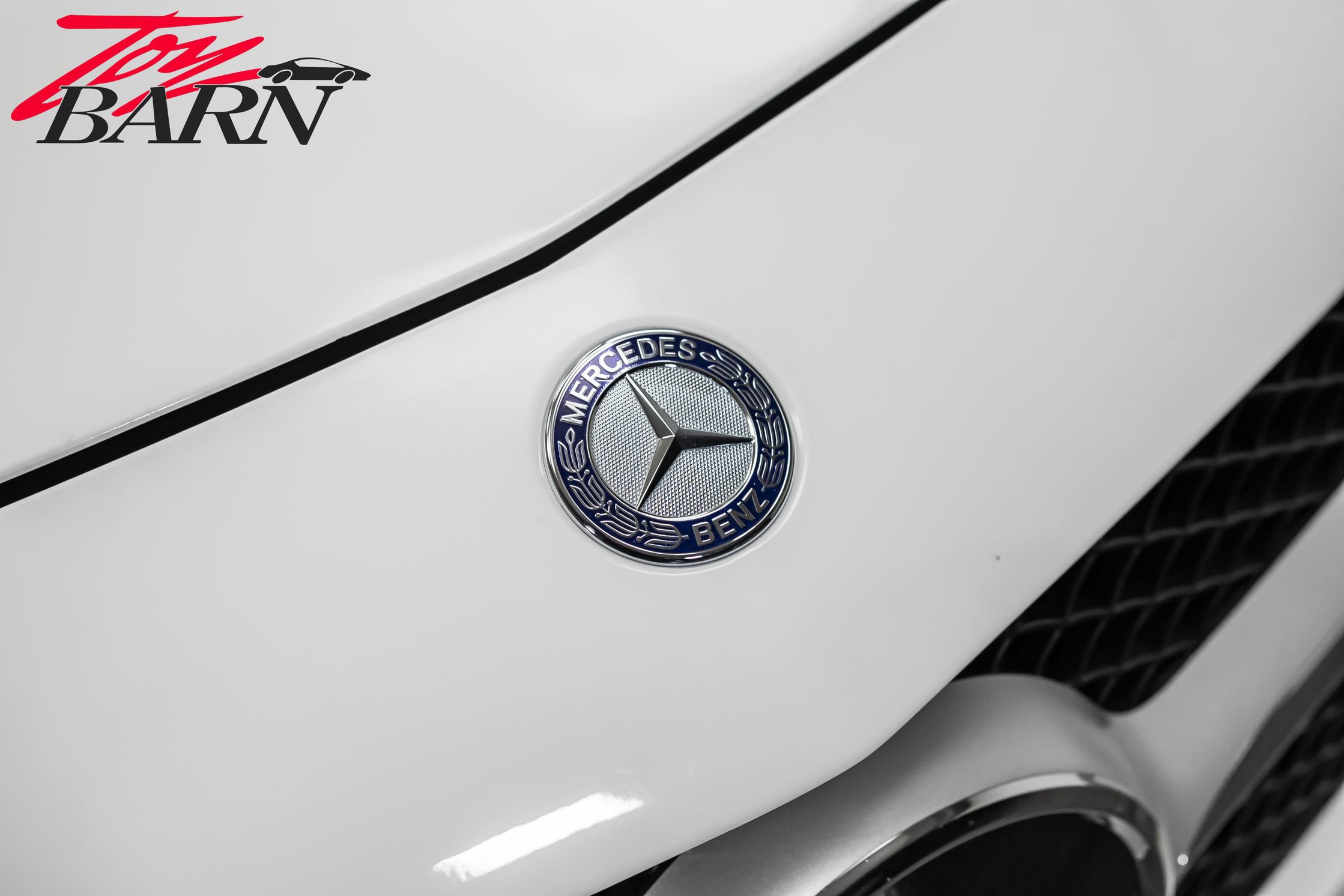 Used 2015 Mercedes-Benz SL 550 image 17