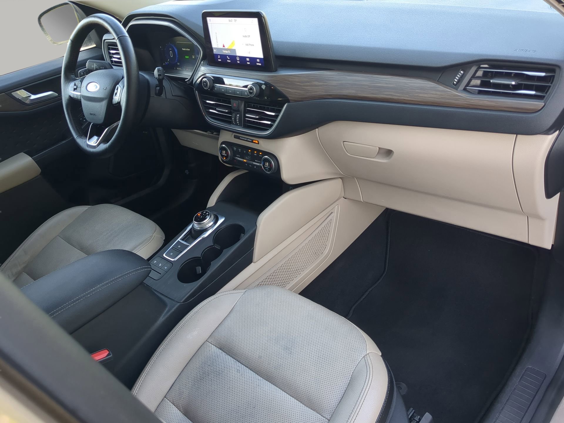 Certified 2020 Ford Escape Titanium w/ Titanium Premium Package 2.0 FWD image 48