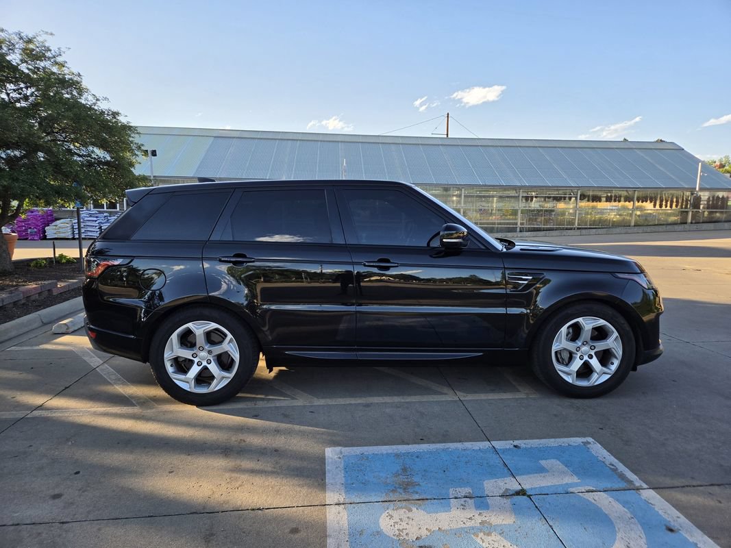 Used 2020 Land Rover Range Rover Sport SE AWD/4WD image 7