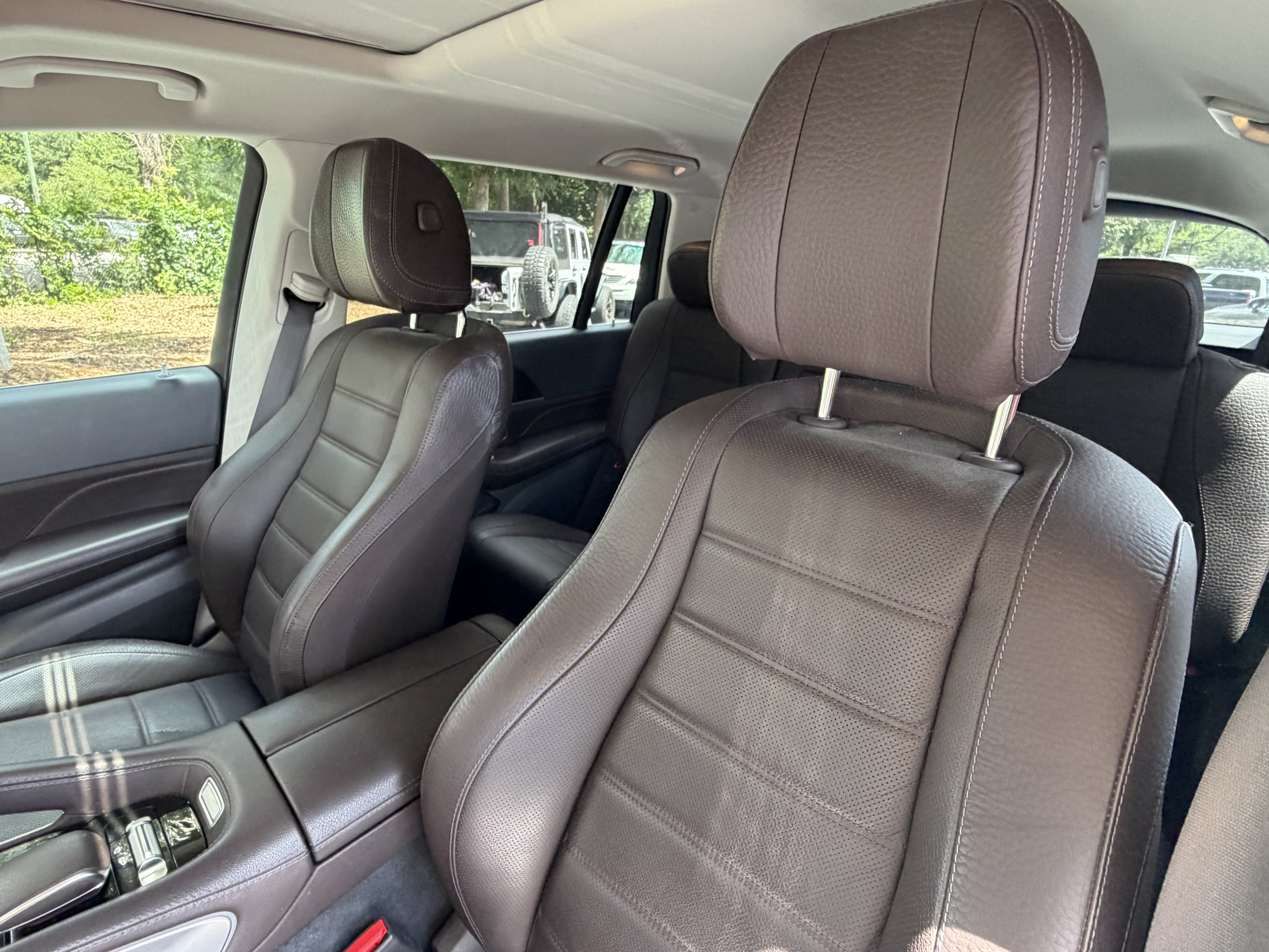 Used 2020 Mercedes-Benz GLS 450 4MATIC image 18