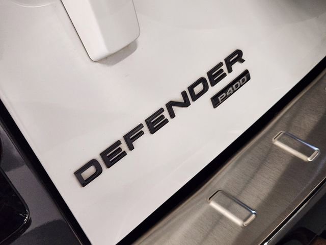 Used 2023 Land Rover Defender 130 X-Dynamic SE AWD/4WD image 13