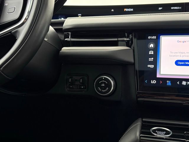 Used 2025 Lincoln Navigator Reserve w/ Jet Appearance Package image 13