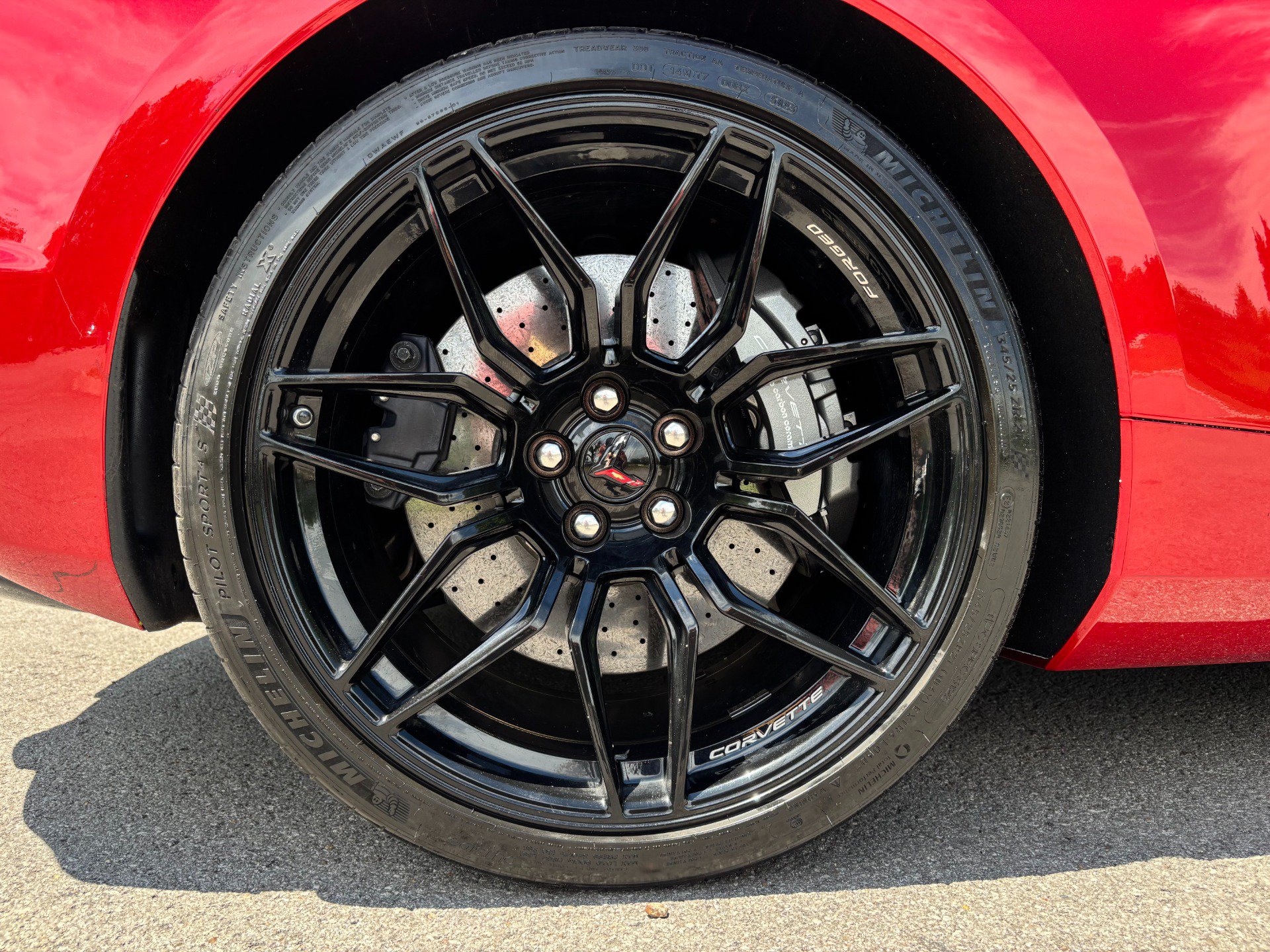 Used 2024 Chevrolet Corvette Z06 RWD image 29