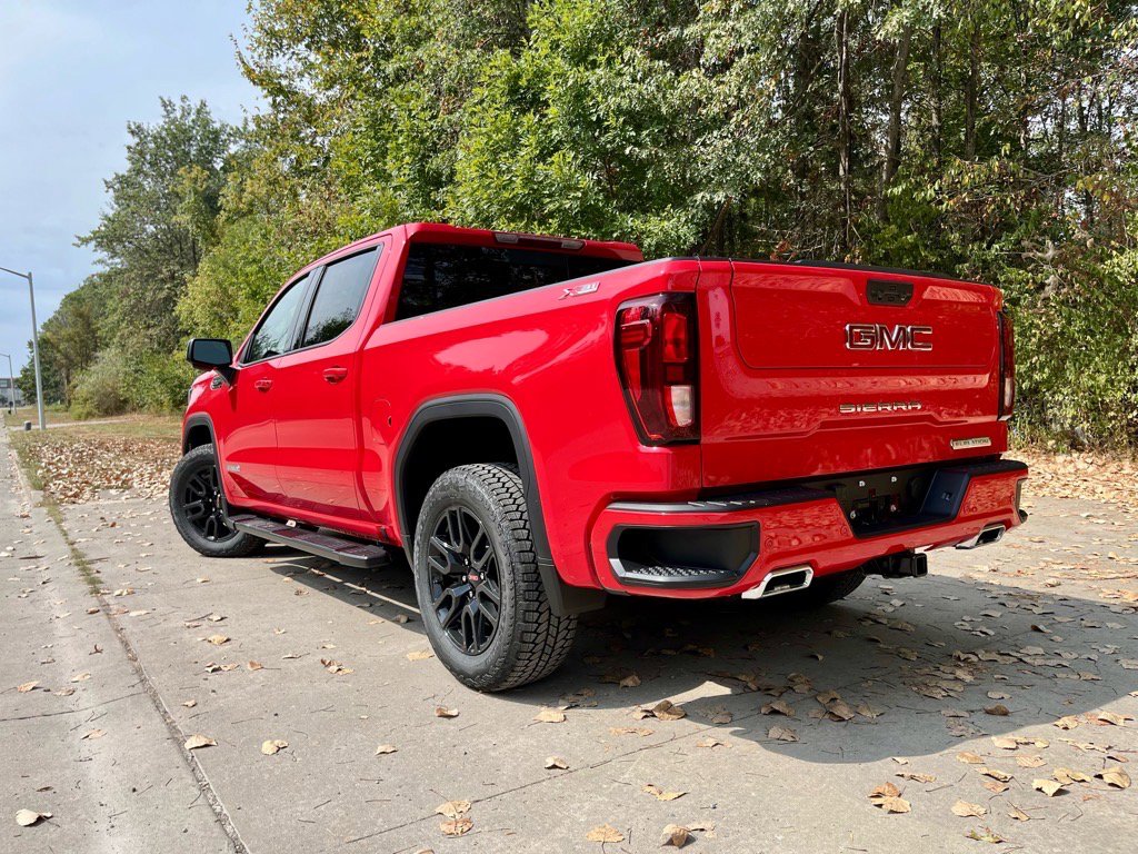 New 2026 GMC Sierra 1500 Elevation w/ Elevation Premium Package image 7