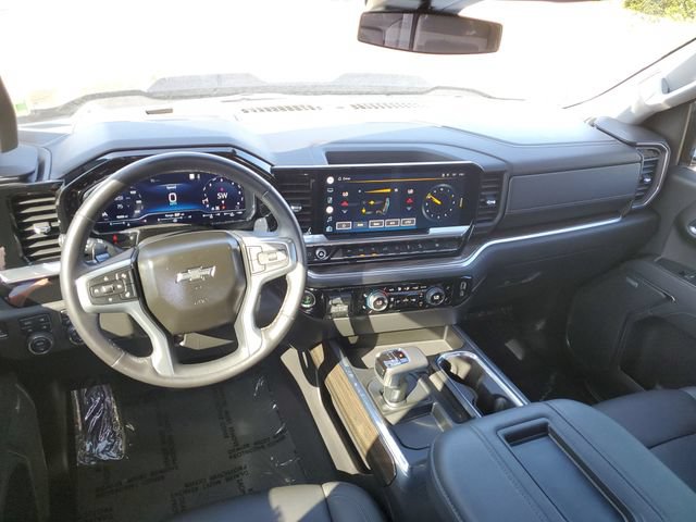 Certified 2022 Chevrolet Silverado 1500 LT Trail Boss w/ LT Trail Boss Premium Package AWD/4WD image 27
