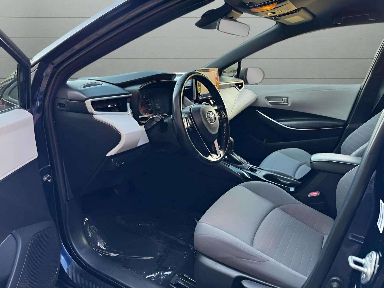 Used 2020 Toyota Corolla SE image 9