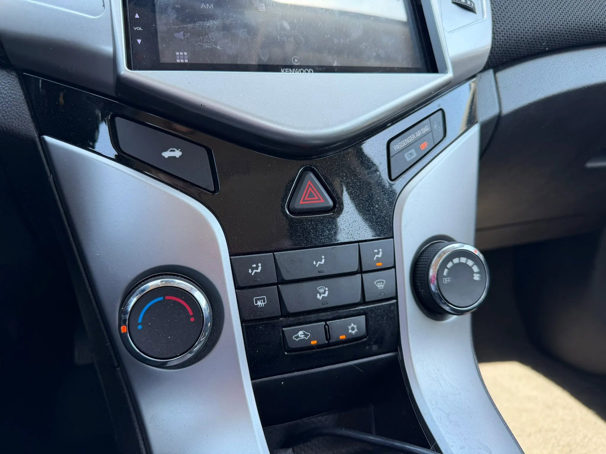 Used 2016 Chevrolet Cruze LT image 20