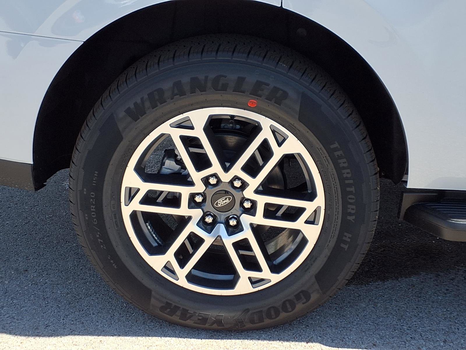 New 2026 Ford Expedition Active image 11