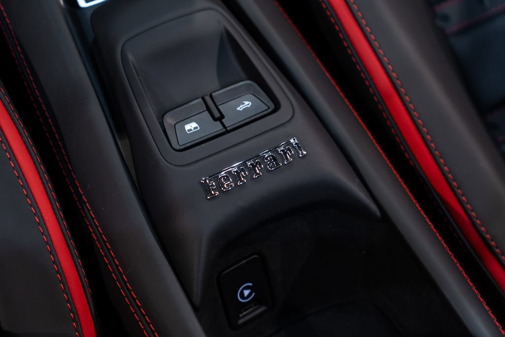 Certified 2023 Ferrari F8 Tributo RWD image 43