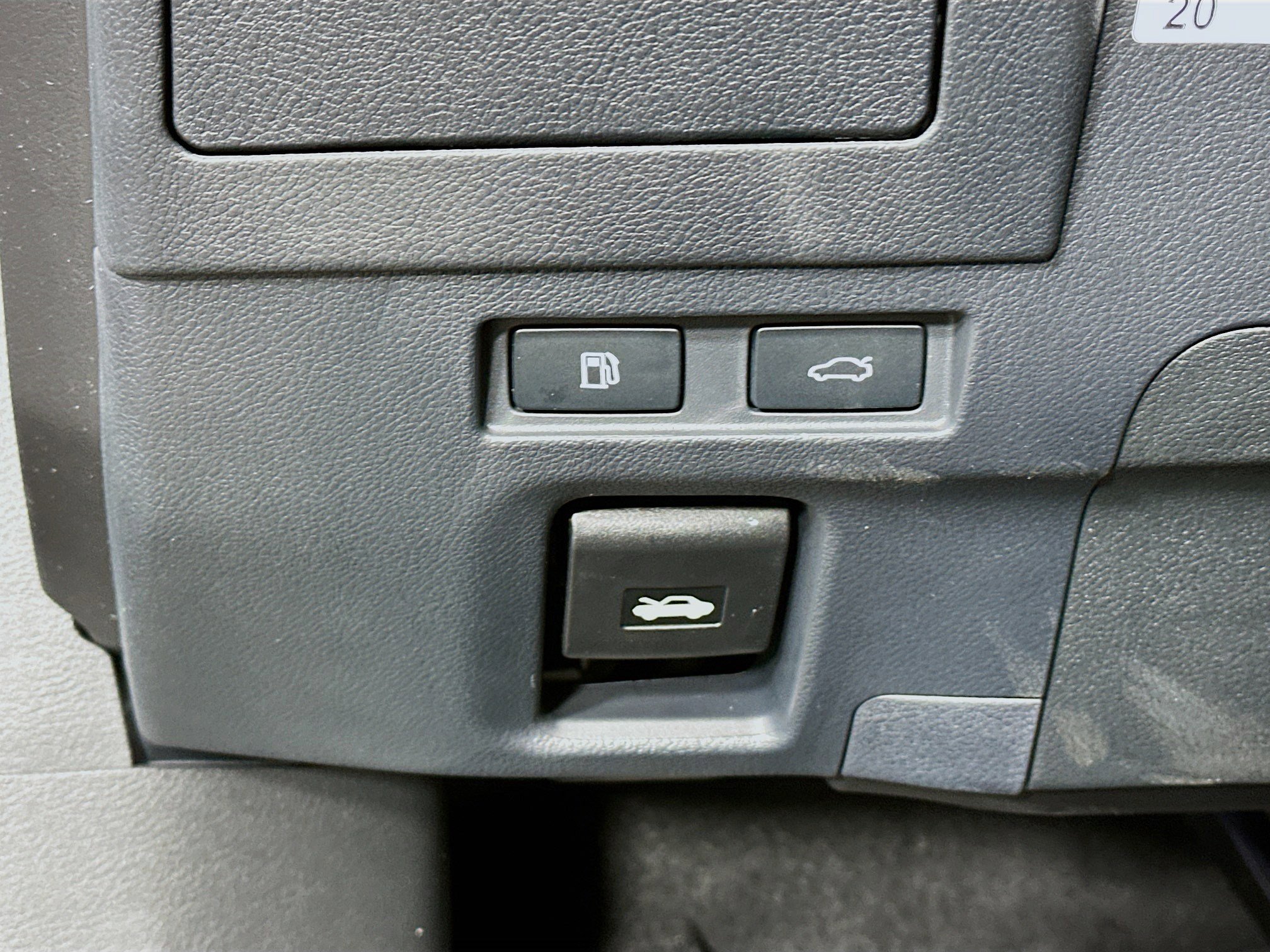 New 2025 Lexus ES 300h w/ Luxury Package image 10